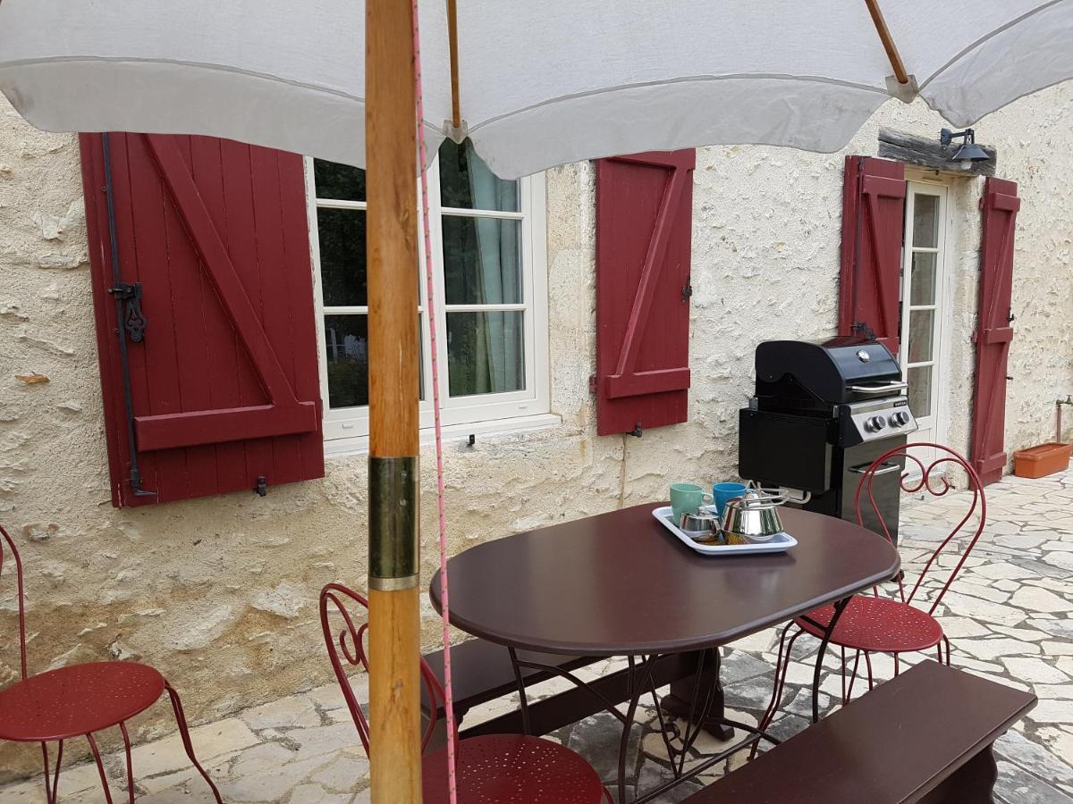 Les 7 Tilleuls - Gite Mesland Exterior photo